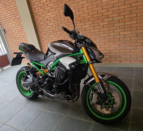 KAWASAKI Z900 R EDITION KAWASAKI Z900 R EDITION